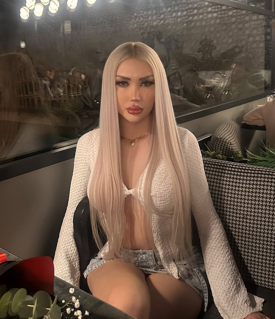 Omurca Üniversiteli Bayan Escort Bayan Ala