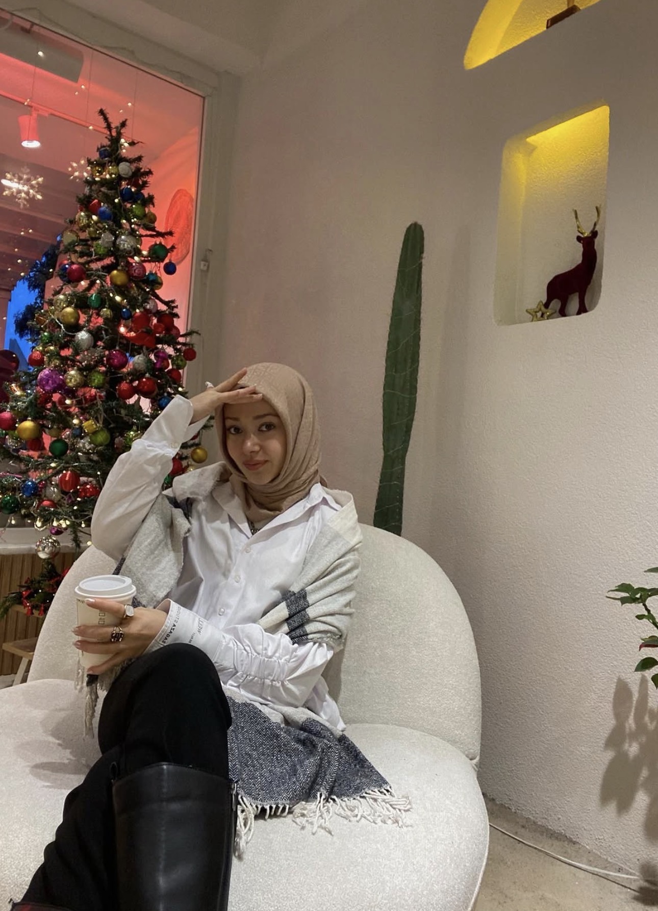 Kayağıl Göz Alıcı Kadın Escort Bayan Cemre