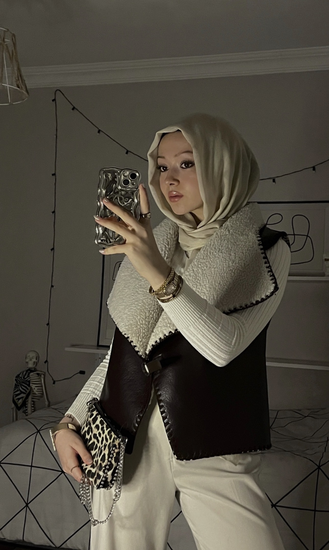 Ağabey Güzel Bir Gelecek Escort Tezel